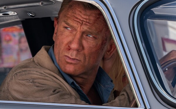 James Bond je v novém filmu už 5 let v důchodu. Špionážní svět se za tu dobu výrazně změnil