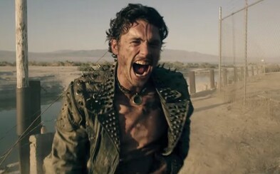 James Franco a jeho sexy androidka rozpútavajú v šialenom post-apokalyptickom sci-fi krvavé akčné peklo James Franco a jeho sexy androidka rozpútavajú v šialenom post-apokalyptickom sci-fi krvavé akčné peklo