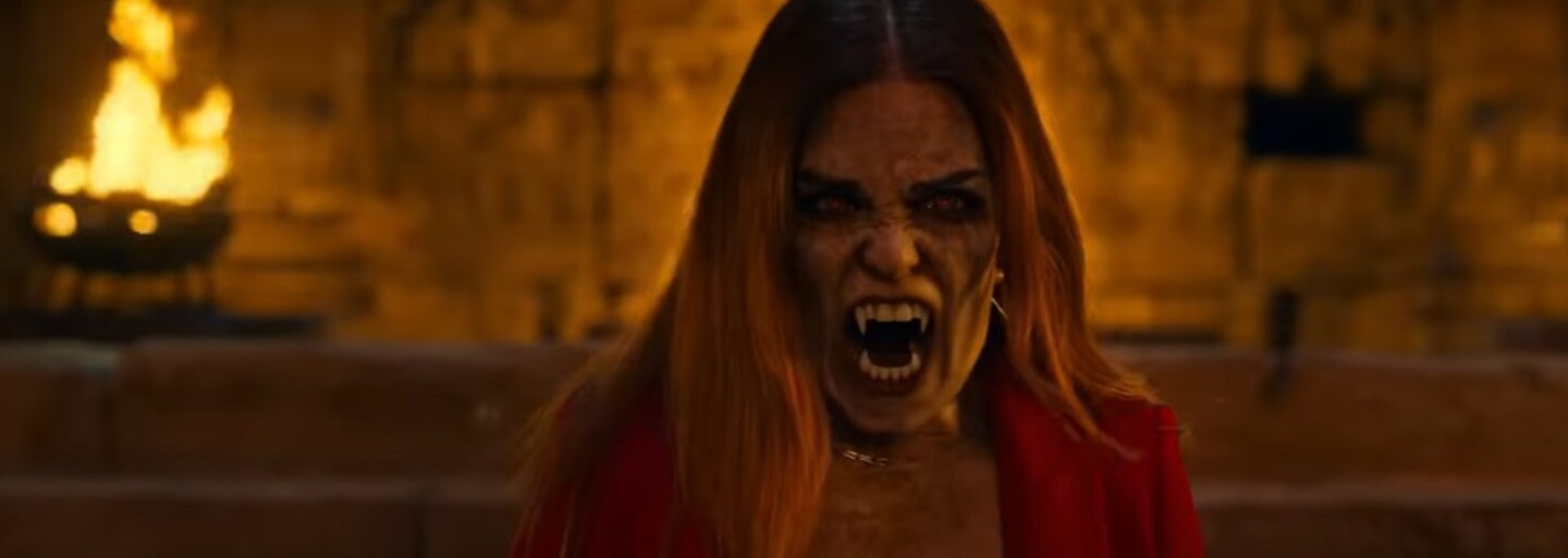 Jamie Foxx seká hlavy upírům v krvavém traileru na akční film od Netflixu Day Shift. Zahrál si v něm i Snoop Dogg
