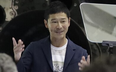 Japonec sľúbil šťastlivcom po 8000 € za zdieľanie príspevku na Twitteri. Vytvoril nový rekord sociálnej siete Japonec sľúbil šťastlivcom po 8000 € za zdieľanie príspevku na Twitteri. Vytvoril nový rekord sociálnej siete