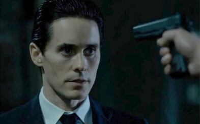 Jared Leto sa v úžasnom thrilleri snaží získať rešpekt nemilosrdnej japonskej Yakuzy Jared Leto sa v úžasnom thrilleri snaží získať rešpekt nemilosrdnej japonskej Yakuzy