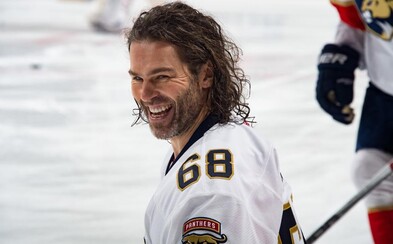 Jaromír Jágr si podle všeho zahraje ještě minimálně jednu sezónu v NHL. Má sice už 45 let, ale pro nejlepší ligu světa je stále kapacita Jaromír Jágr si podle všeho zahraje ještě minimálně jednu sezónu v NHL. Má sice už 45 let, ale pro nejlepší ligu světa je stále kapacita