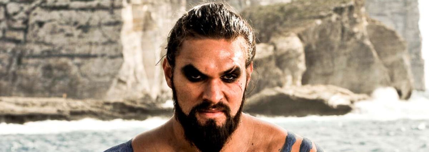 Jason Momoa hádzaním sekery do terča vybojoval pre charitu 31-tisíc dolárov