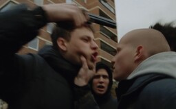 JAY je rider ze sídliště, který se postavil partě. Klip od Paulieho Garanda a DJ Wiche tě chytne za srdce