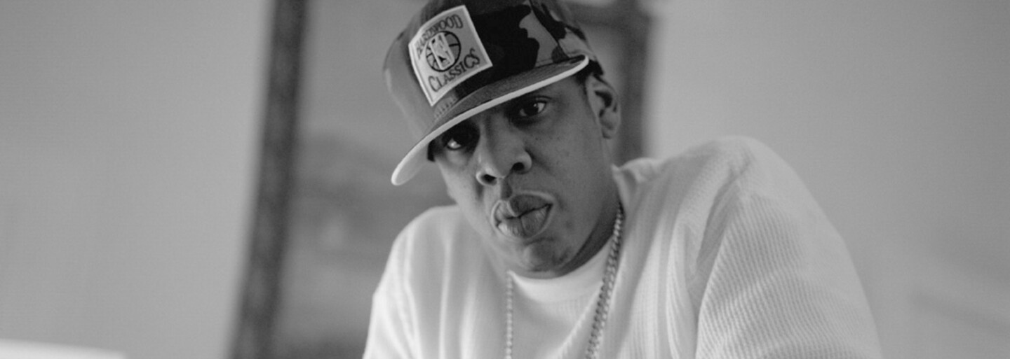 Jay-Z se zařadil mezi největší hudební legendy a hold mu vzdal i Barack Obama. Raper byl uveden do rokenrolové síně slávy