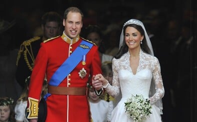 Je to dievčatko! Veľká Británia oslavuje príchod druhého potomka Williama a Kate Je to dievčatko! Veľká Británia oslavuje príchod druhého potomka Williama a Kate