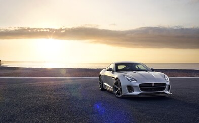 Jedno z najšarmantnejších áut je opäť o čosi pôvabnejšie. F-Type prechádza omladzujúcou kúrou Jedno z najšarmantnejších áut je opäť o čosi pôvabnejšie. F-Type prechádza omladzujúcou kúrou