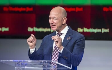 Jeff Bezos je nejbohatším člověkem v moderní historii. Jeho majetek překročil 150 miliard dolarů Jeff Bezos je nejbohatším člověkem v moderní historii. Jeho majetek překročil 150 miliard dolarů