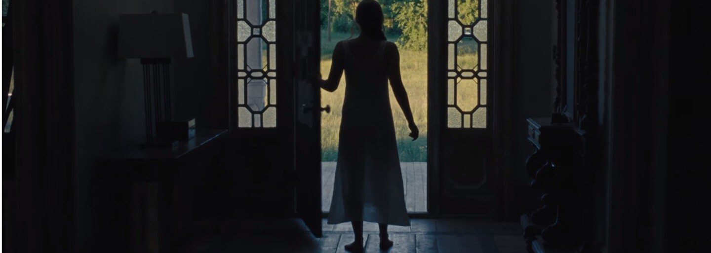 Jennifer Lawrence a Javier Bardem sa predstavujú v mrazivých záberoch psychologického hororu Mother od Darrena Aronofskeho