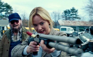 Jennifer Lawrence bude ako zakladateľka obchodnej dynastie čeliť množstvu lží i zrade Jennifer Lawrence bude ako zakladateľka obchodnej dynastie čeliť množstvu lží i zrade