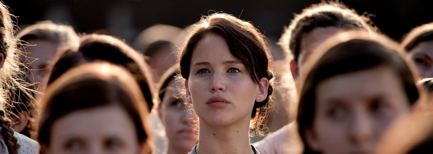 Jennifer Lawrence priznáva, že neskončila ani strednú školu. Jej stávka na filmovú kariéru sa však vyplatila