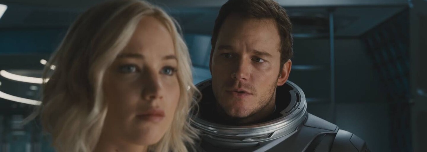 Jennifer Lawrence se kvůli poruše gravitace topí v bublinách vody, z nichž není úniku