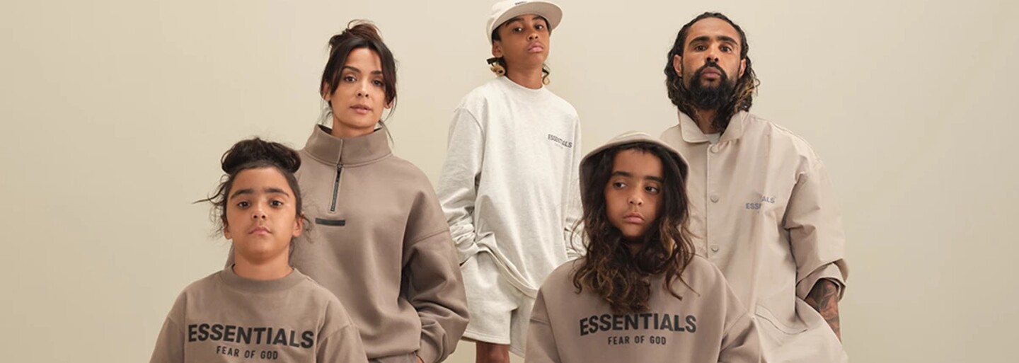 Jerry Lorenzo oblečie do novej kolekcie Fear of God ESSENTIALS celú tvoju rodinu