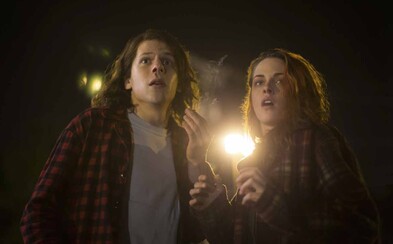 Jesse Eisenberg a Kristen Stewart sa nám predstavujú v sľubnej akčnej komédii Jesse Eisenberg a Kristen Stewart sa nám predstavujú v sľubnej akčnej komédii