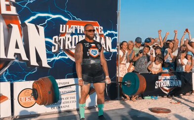 Jiří Tkadlčík překonal světový rekord! Nejsilnější muž světa ve své váze zdolal 406 kilo na mrtvý tah Jiří Tkadlčík překonal světový rekord! Nejsilnější muž světa ve své váze zdolal 406 kilo na mrtvý tah