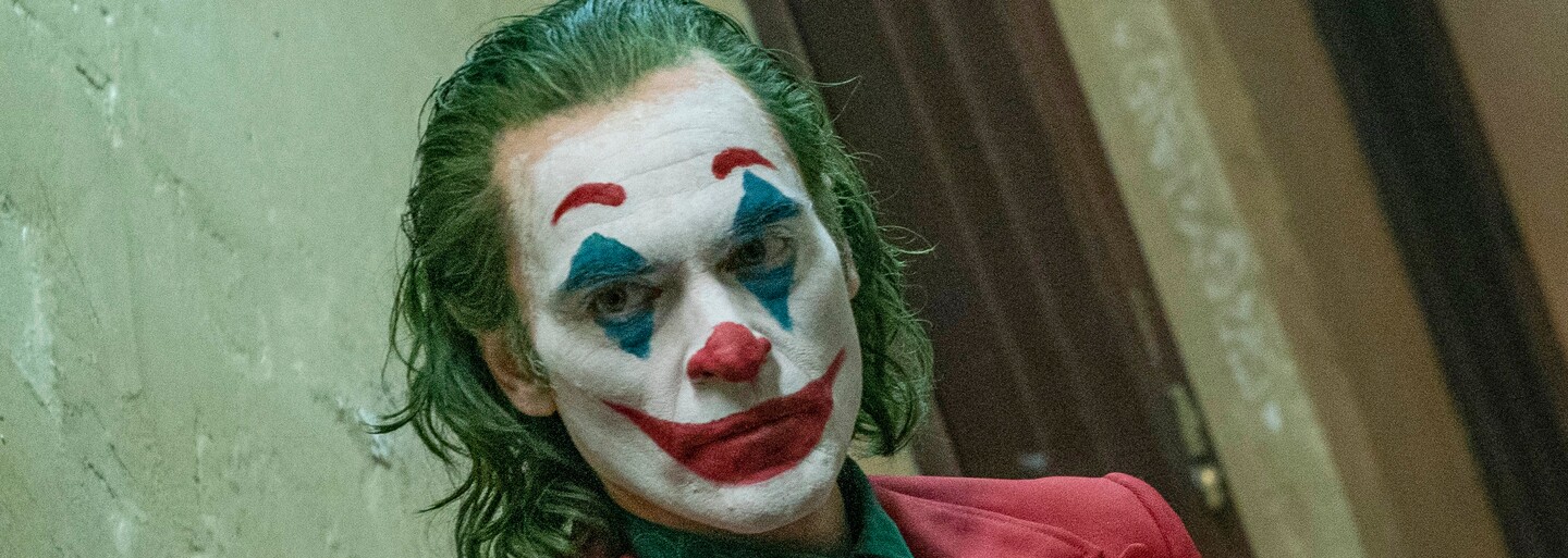 Joaquin Phoenix měl z Jokera strach. Jak ho dokázal pochopit a díky čemu s režisérem změnili množství scén?