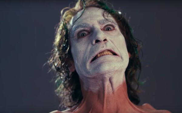 Joaquin Phoenix podle odborníků předvedl nejlepší mužský herecký výkon. V seriálové tvorbě excelovala Hra o trůny