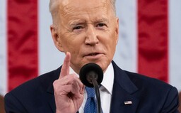 Joe Biden: Američtí vojáci budou bránit každý kousek území členů NATO před případným ruským útokem