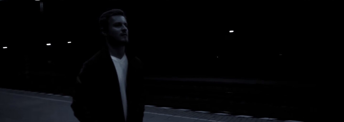 Jofre Lednický si opäť sám ušil produkciu na mieru a predviedol svoj hudobný aj lyrický talent