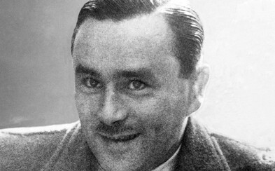 John Haigh rozpouštěl své oběti v kyselině a pak je okrádal. Doplatil až na svoji aroganci a pocit nepolapitelnosti John Haigh rozpouštěl své oběti v kyselině a pak je okrádal. Doplatil až na svoji aroganci a pocit nepolapitelnosti
