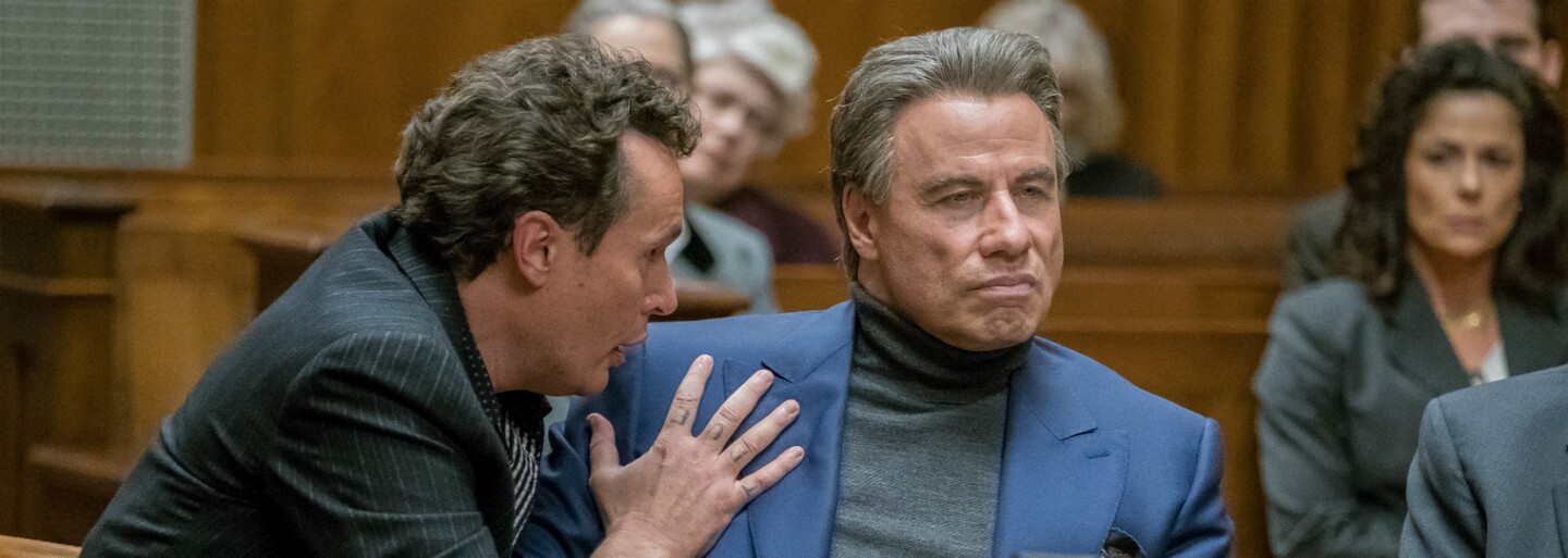 John Travolta ako neľútostný mafián Teflon Don v traileri drsnej gangsterky preberá moc nad podsvetím New Yorku