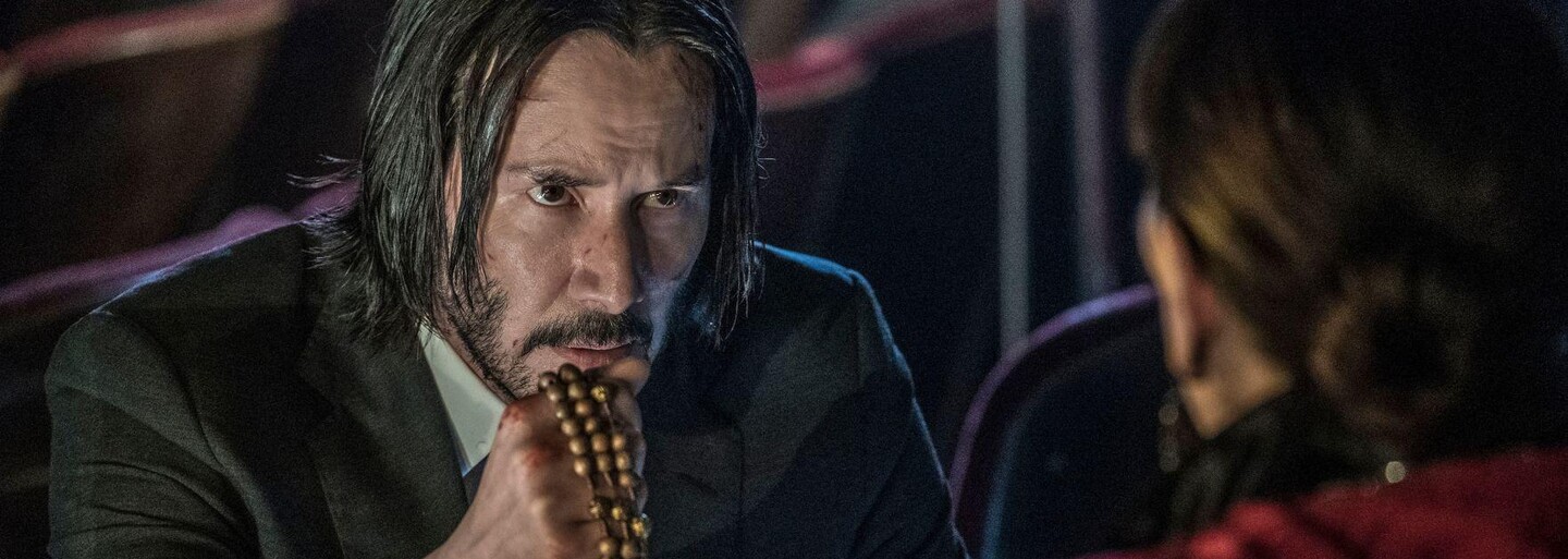John Wick 3 je nejlepším a nejkrvavějším dílem série. Akce tě posadí na zadek (Recenze)