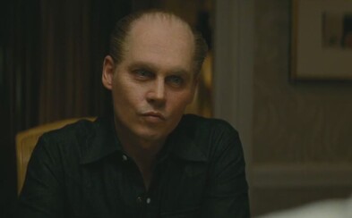 Johnny Depp se konečně herecky probouzí v mrazivé roli gangstera v Black Mass Johnny Depp se konečně herecky probouzí v mrazivé roli gangstera v Black Mass