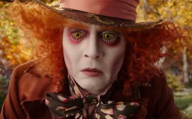 Johnny Depp se spolu s Alenkou vrací do říše divů v debutovém traileru pokračování Johnny Depp se spolu s Alenkou vrací do říše divů v debutovém traileru pokračování