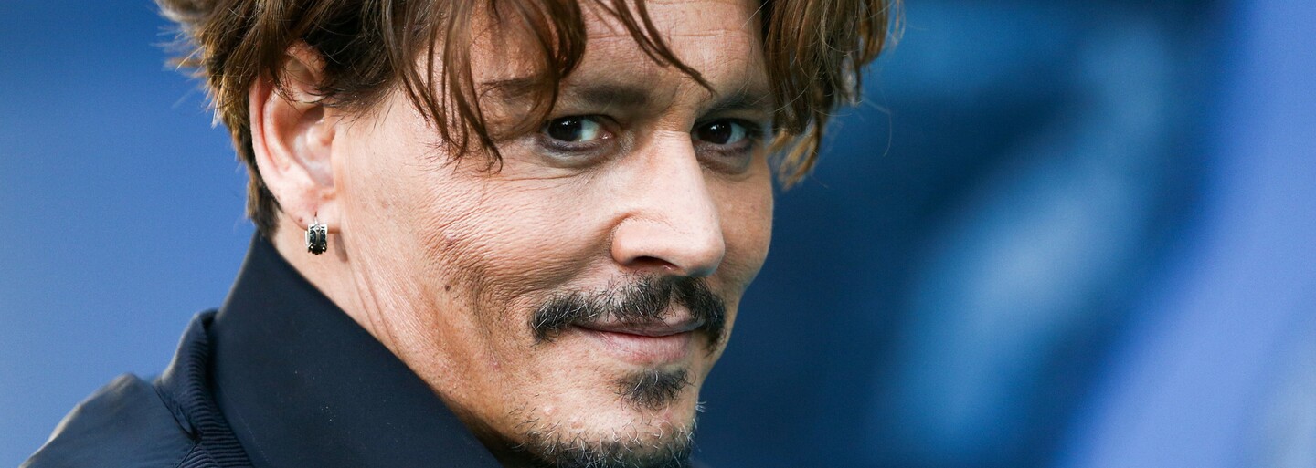 Johnny Depp tvrdí, že Hollywood ho bojkotuje. Kvůli fanouškům se však nechce vzdát