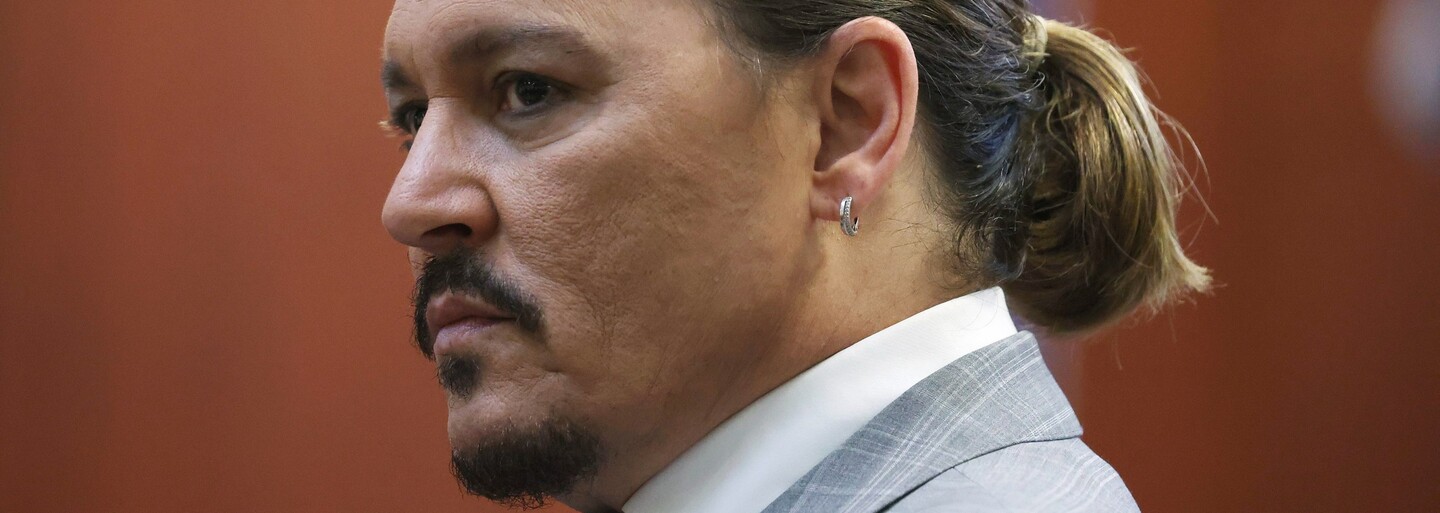 Johnny Depp vs. Amber Heard: Fotky, na ktorých je herečka s modrinami, boli dodatočne upravené, tvrdí expert. Slúžili ako dôkazy