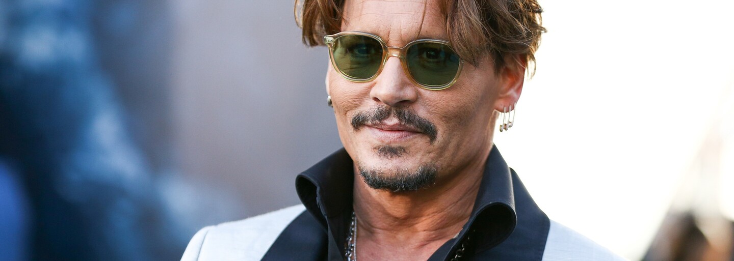Johnny Depp vystoupil v reklamě pro Dior. Dostal šanci i po odsouzení za domácí násilí