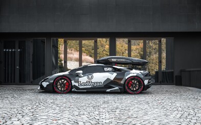 Jon Olsson je na zimu opět připraven. Toto je jeho extrémní Lambo s více než 800 koňmi a střešním boxem! Jon Olsson je na zimu opět připraven. Toto je jeho extrémní Lambo s více než 800 koňmi a střešním boxem!