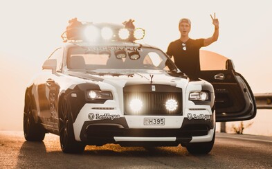 Jon Olsson prekvapivo predáva svoj Rolls-Royce. Pri kúpe jeho ďalšieho monštra mu môžeš pomôcť aj ty Jon Olsson prekvapivo predáva svoj Rolls-Royce. Pri kúpe jeho ďalšieho monštra mu môžeš pomôcť aj ty