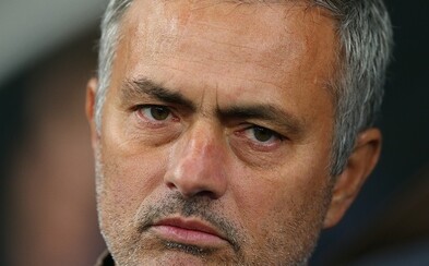 Jose Mourinho je obviněn z daňových úniků. Na daních údajně dluží téměř 87 milionů korun Jose Mourinho je obviněn z daňových úniků. Na daních údajně dluží téměř 87 milionů korun