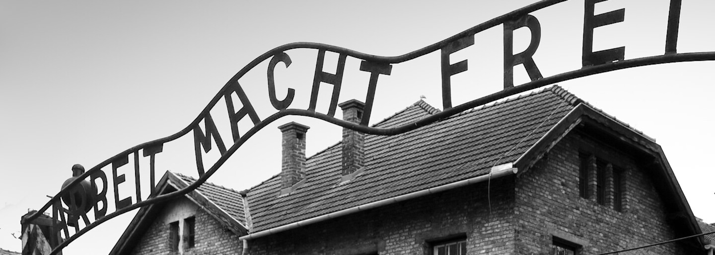 Josef Mengele - anjel smrti, ktorý robil na väzňoch počas holokaustu tie najdesivejšie experimenty