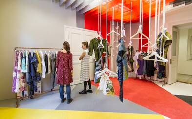 Jsi kreativní umělec, návrhář nebo šperkař? Přijď svou tvorbu ukázat tisícům návštěvníkům na Prague Design Week! Jsi kreativní umělec, návrhář nebo šperkař? Přijď svou tvorbu ukázat tisícům návštěvníkům na Prague Design Week!