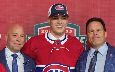 Juraj Slafkovský začne sezónu v NHL v prvom tíme Montrealu Canadiens. Jednotka draftu presvedčila v príprave