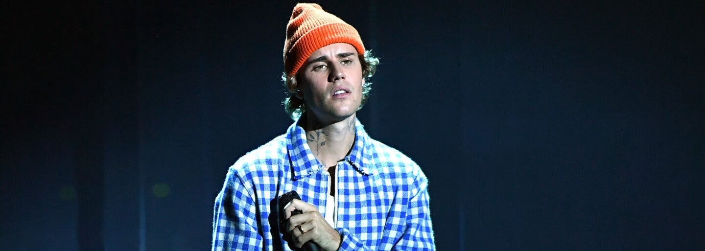Justin Bieber musel zrušit koncerty, ochrnula mu polovina obličeje. „Tělo mi říká, že musím zpomalit,“ uvedl zpěvák