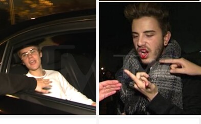 Justin Bieber uštedril dotieravému fanúšikovi poriadny úder do tváre. Zakrvavený chlapík nechápal, čo sa mu to vlastne stalo Justin Bieber uštedril dotieravému fanúšikovi poriadny úder do tváre. Zakrvavený chlapík nechápal, čo sa mu to vlastne stalo