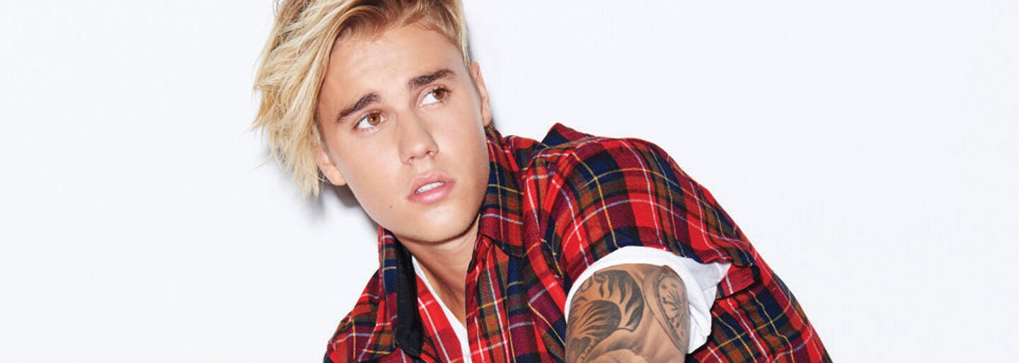 Justinovi Bieberovi asistovali s dvojicou nových singlov o láske Ed Sheeran a speváčka Halsey