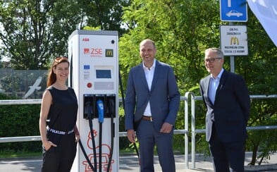 K prevádzkam McDonald's pribudnú nabíjacie stanice pre elektromobily K prevádzkam McDonald's pribudnú nabíjacie stanice pre elektromobily