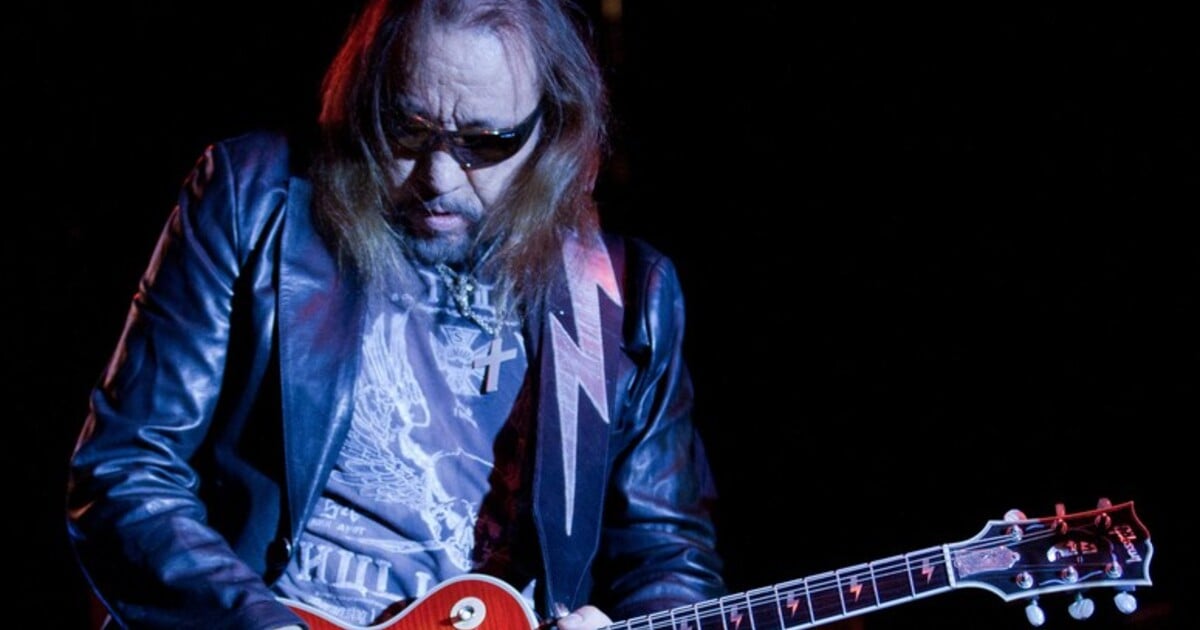 Ve věku 74 let zemřel bývalý kytarista skupiny Kiss Ace Frehley