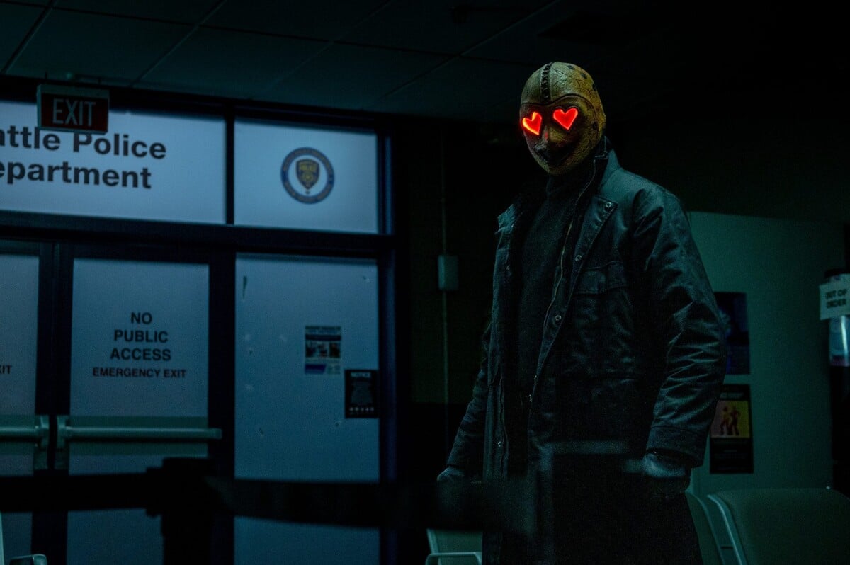 Sériový vrah, který zabíjí jenom na Valentýna a má masku se srdcovýma očima. Co víc k tomu říct?