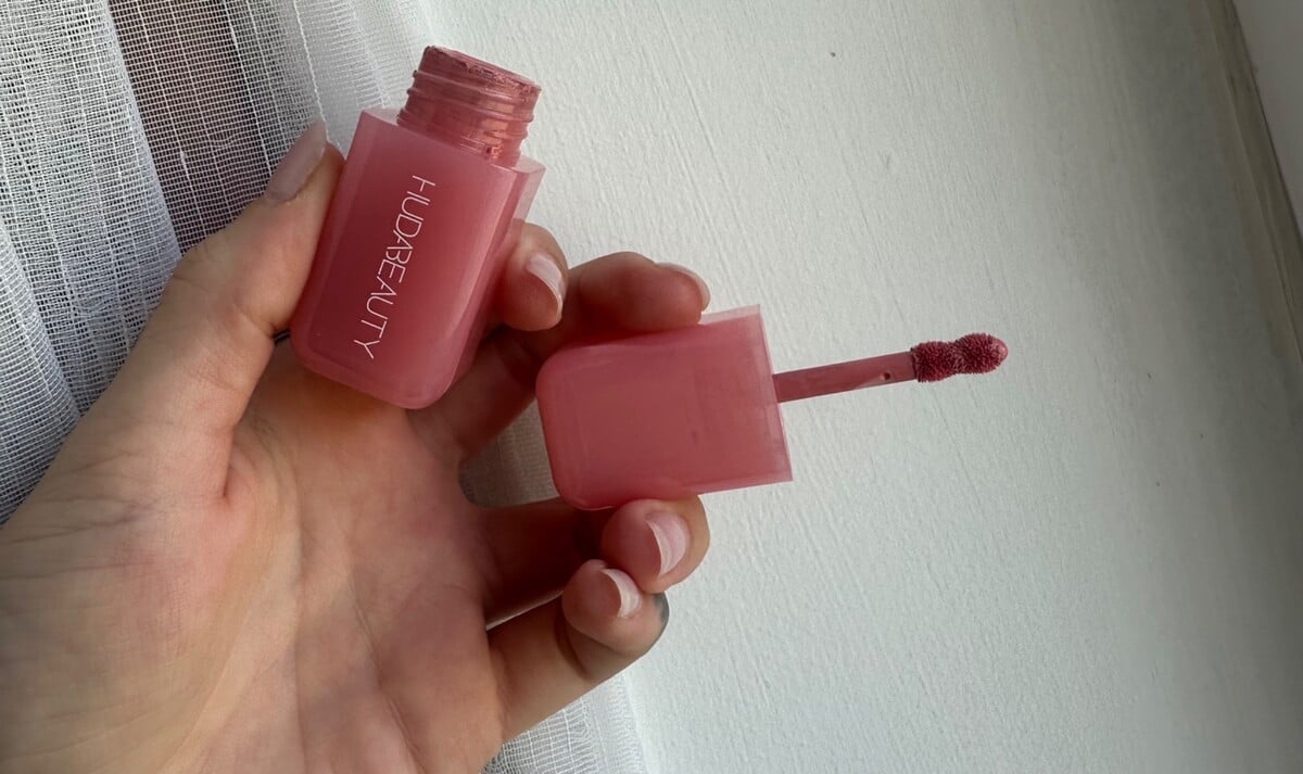 huda beauty, filter blush