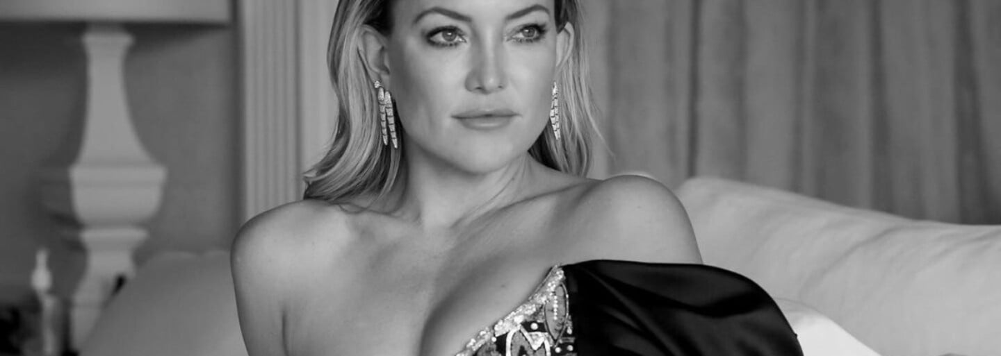 Kaley Cuoco so šampanským a pizzou v ruke, ale aj honosné róby. Toto sú najlepšie outfity z tohtoročných Zlatých glóbusov