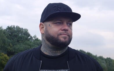 Kaliho zmenila manželka a dcéra, už nie je ten frajer, za ktorého si ho mal, ale je mu to jedno. Počúvaj novinku Lepší Kaliho zmenila manželka a dcéra, už nie je ten frajer, za ktorého si ho mal, ale je mu to jedno. Počúvaj novinku Lepší