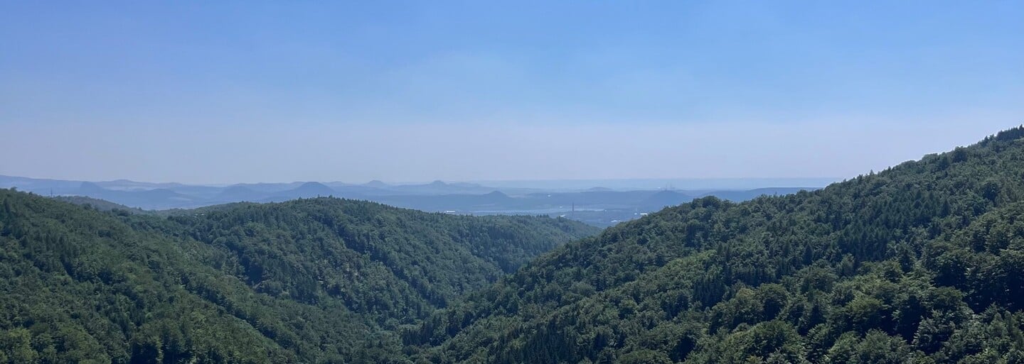 Kam na výlet: Chceš se vznášet ve 150 metrech nad zemí? Navštiv zipline v Krušných horách
