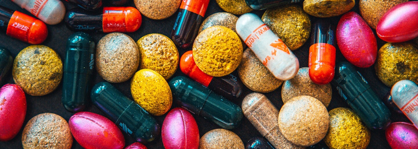 Kanadští lékaři budou moci používat nelegální psychoaktivní látky k léčbě pacientů