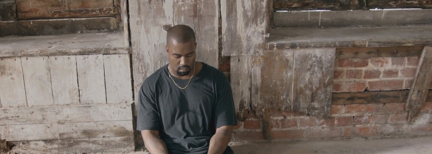 Kanye West reflektuje svoje pocity v 9-minútovom videu na All Day, ktoré prináša aj novú skladbu