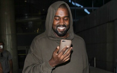 Kanye West si smazal Instagram i Twitter. Je už z něj mimozemšťan? Kanye West si smazal Instagram i Twitter. Je už z něj mimozemšťan?